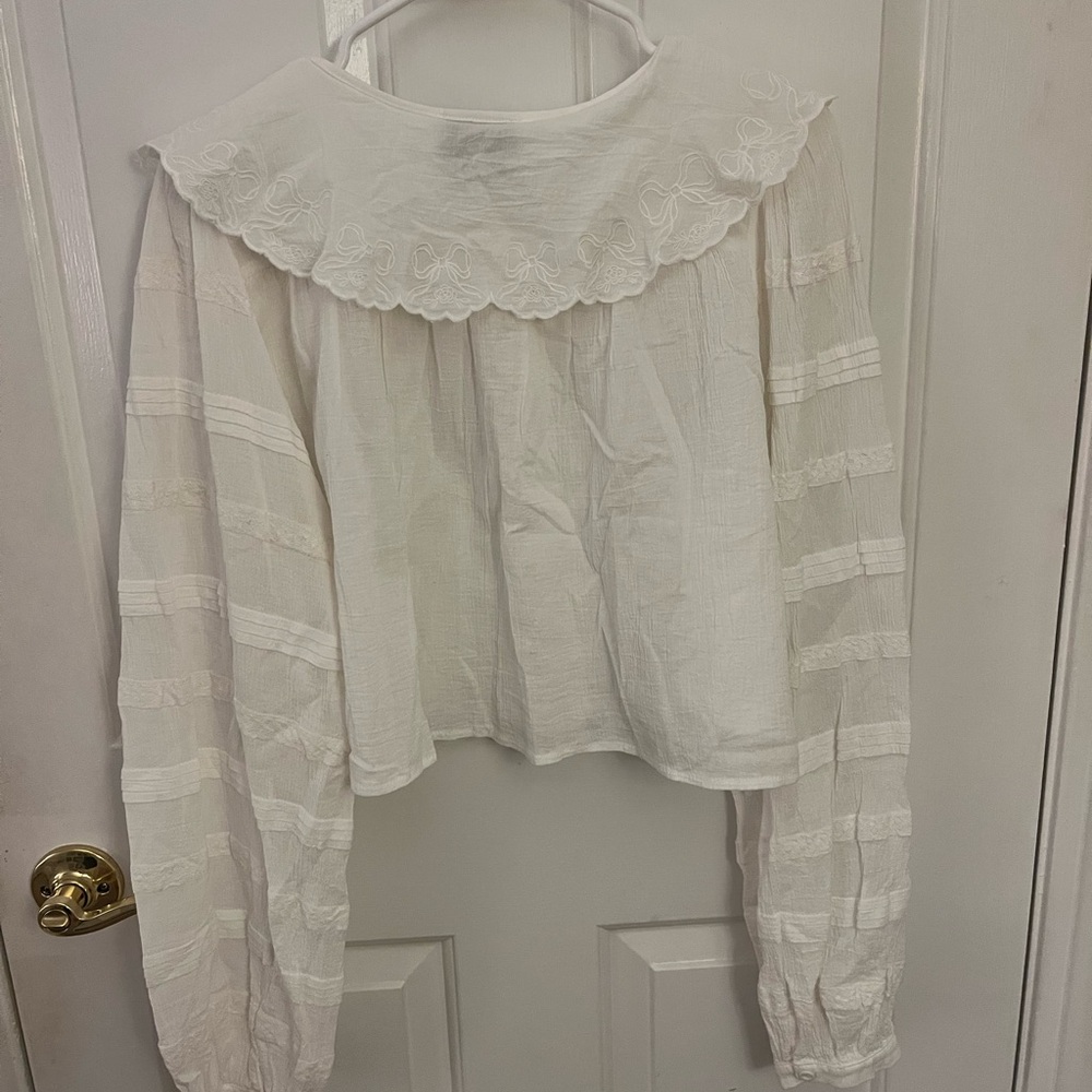 White Embroidered Collar Button-Front Blouse - image 2